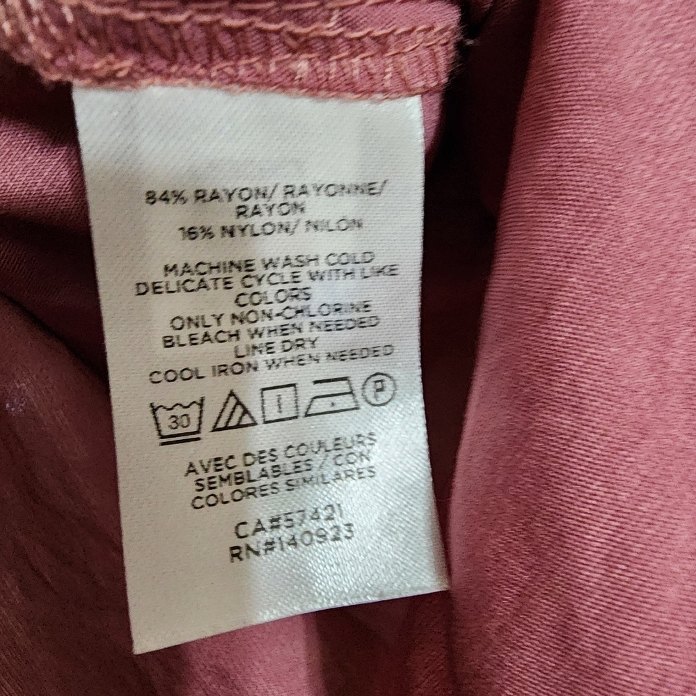 NWT LOFT Petite Rose Pink Button Front Blouse XSP - Picture 10 of 11